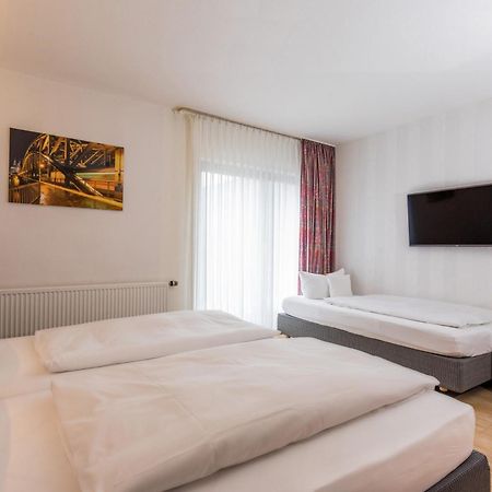 Hotel & Wirtshaus Hansen برجيش جلادباخ المظهر الخارجي الصورة