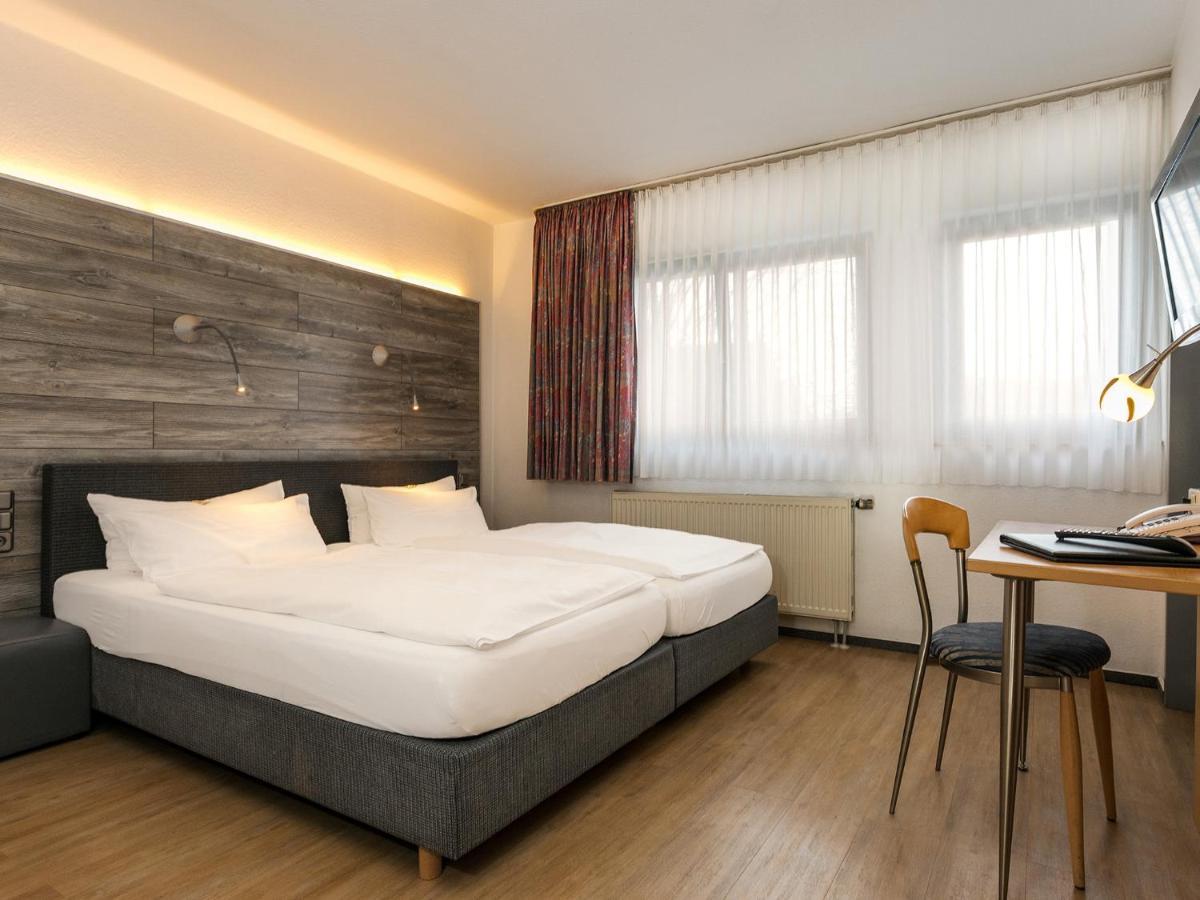 Hotel & Wirtshaus Hansen برجيش جلادباخ المظهر الخارجي الصورة