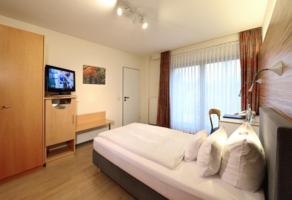 Hotel & Wirtshaus Hansen برجيش جلادباخ المظهر الخارجي الصورة